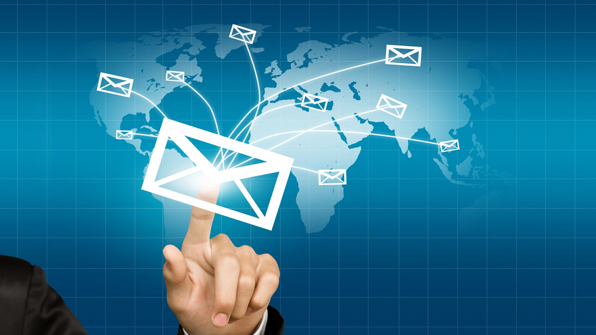 Email Management with a Virtual Assistant: Perks & Benefits